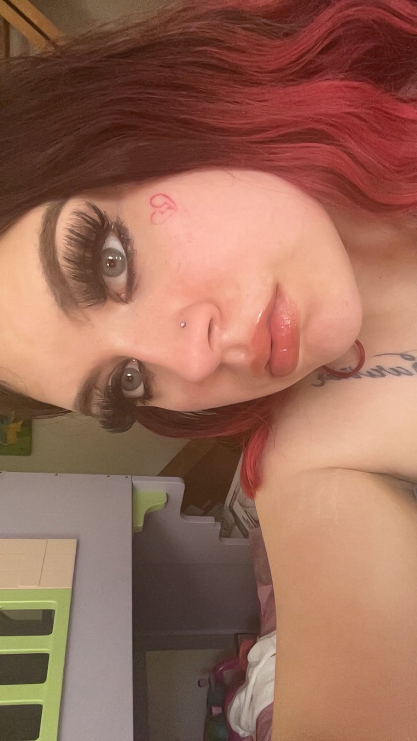 chubby stepdaughter Erika exposed #PLyeAsml