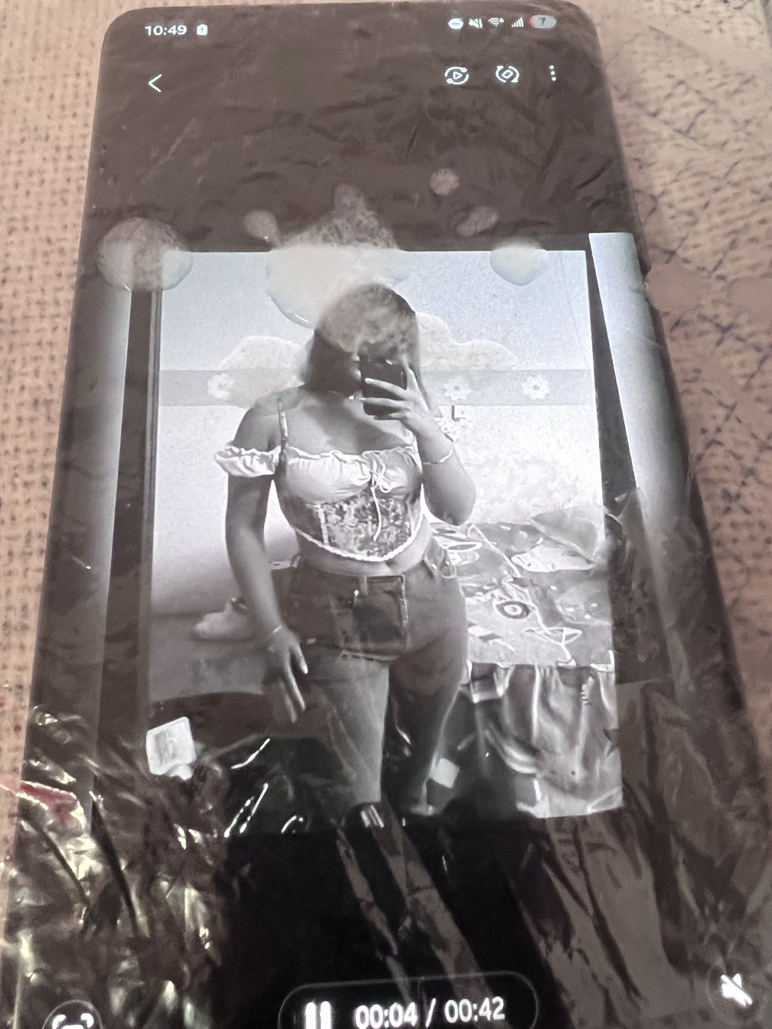 Hermana de seguidor solicitud para la perra Mayra Yazmín colchado #wmlEaO2i